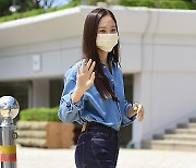 [MD포토] 정수정 '데님 워킹'