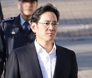 [이재용 가석방] 유독 그에게 연이어 적용된 기준, '경제'