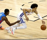 데뷔전 치른 'NBA 슈퍼루키' 커닝햄 "배울 수 있는 것들이 많았다"