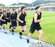 전주원 코치와 국가대표 돌아온 우리은행, 아산에서 2차 전지훈련