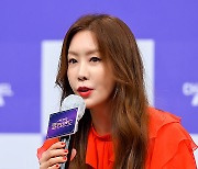 김정은 '강렬한 레드빛 의상' [MK포토]