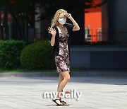 [MD포토] 효연 '라디오에서 만나요'