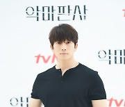 지성, 11년 몸담은 나무엑터스 떠난다