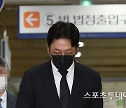 [ST포토] 하정우 '법정으로 가는 길'