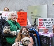 BRITAIN POLITICS PROTESTS