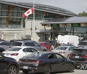 CANADA-BRITISH COLUMBIA-COVID-19-U.S. BORDER-REOPEN