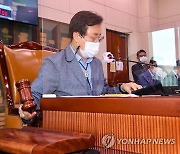 문체위 '언론중재 및 피해구제 관련법' 심의