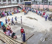 BANGLADESH CORONAVIRUS PANDEMIC COVID19 VACCINATION