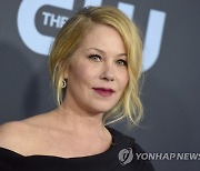 People Christina Applegate