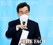 '정경심 징역 4년' 이낙연 "가혹한 결정..조국과 함께 하겠다"