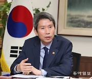 [파워인터뷰]이인영 "北도 비핵화 얘기없이 '先군사훈련 중지' 쉽지 않다는 건 알것"