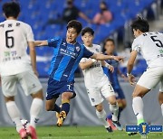 울산, 양주시민 돌풍 2-0 잠재우고 FA컵 4강행..전남과 격돌