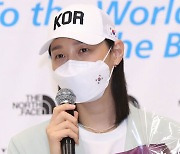 '진화' 나선 김연경..문 대통령 축전에 "감사합니다"로 화답