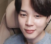 767만뷰, 5.64억♥, 1723만 댓글..방탄소년단 지민 브이라이브 일간 1위·실트 1위·日유명인 1위 '인기 폭발'