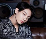 방탄소년단 정국 '유포리아' 美지니어스 톱100 전체 장르+팝 '韓전체곡 1위'..아이튠즈 1130계단 급상승