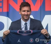 FRANCE SOCCER MESSI