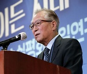 정세현 "대통령, 한미연합훈련 중단 결론 내려야"