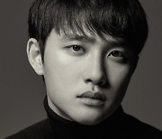 도경수, 드라마 '진검승부' 주연 소식에 SM "긍정적 검토중"