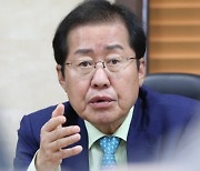 홍준표 "측근들 시켜 당 대표 협박이나 하고..무제한 토론 하자"