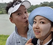 박준형♥김지혜, 골프치다 말고 입맞춤? 결혼 17년 차인데 진짜 달달하네