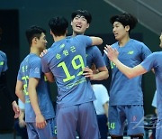 현대캐피탈, 삼성화재에 3-0 완승 [포토]