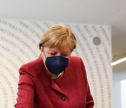 GERMANY GOVERNMENT MERKEL