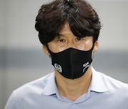 [b11 현장] 이병근 감독, "먼저 골 넣고 역전패, 가장 좋지 않은 상황 나왔다"