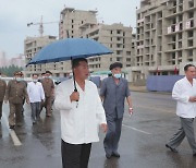 호명순서 오락가락.. '김정은 오른팔' 조용원 흔들리나