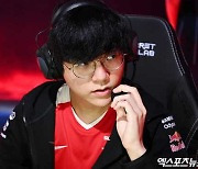 '마무리는 테디장군' T1, 치열한 접전 끝에 3세트 승리..'이제 한 걸음' [LCK PO]