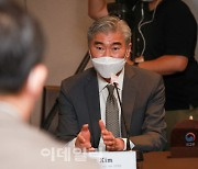 [포토]북핵수석 협의 성 김, '미국, 언제 어디서든 북과 만날 것'