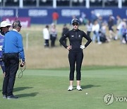 LPGA 삭스트룀 "갈매기가 볼을 물어갔어요"..25야드 옮겨졌으나 규칙상 원래 위치서 플레이