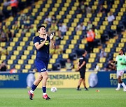 김민재, 페네르바체 첫 공식 데뷔전서 2-0 승리 기여