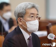 여야, 고승범 금융위원장 후보자 인사청문보고서 채택