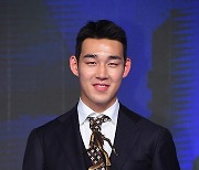 터키 축구계, 김민재 이어 송민규에 관심