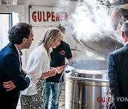 NETHERLANDS ROYALTY BREWERY VISIT