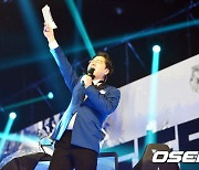 LPL 해설진에게 전하는 전용준 캐스터의 메시지 [동영상]