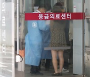 431명 유효기한 지난 백신 맞았다..정부 "국내 기관 전수 점검"(종합)
