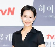 '하이클래스' 조여정 "섬 안에 갇힌 여성들 안쓰러워 마음 움직였다"