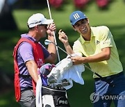 '순위 싸움이 아닌 시간 싸움'을 한 PGA 투어챔피언십  니만, 1시간 53분 만에 18홀 주파..기록은 2오버파 72타로 29명 중 최하위