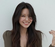 수영, 다시 만난 세계 미소 그대로..가을 여신美 발산