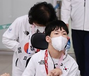 [패럴림픽] 보치아 대표팀 김한수, 금메달 목에 걸고