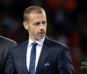 UEFA 회장, '2년 주기' 월드컵에 반대표 "가치 떨어질 것"