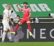 권창훈 왼발, 한국에 월드컵 예선 첫 승 안겼다