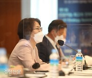 'AI 발전' 대규모 민관 협력체 출범..SKT·네이버·삼성 등 참여