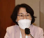 인사말 하는 임혜숙 장관