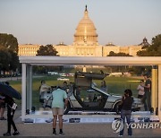 USA CARS AT THE CAPITOL