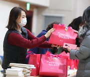 전국 최초 필수노동자 지원한 서울 성동구, 10일 간담회 개최 및 감사패 전달