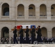 FRANCE TRIBUTE JEAN PAUL BELMONDO