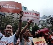 미 텍사스 낙태 금지법에 딱 테크 기업 4곳만 공개 반대하는 이유는?