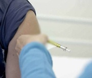 사흘간 백신이상반응 1만2천여건 늘어..신규 사망 신고 20명, 인과성 미확인